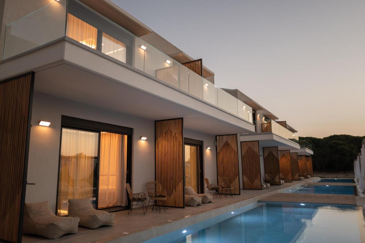 Salt Boutique Hotel Palouki エクステリア 写真
