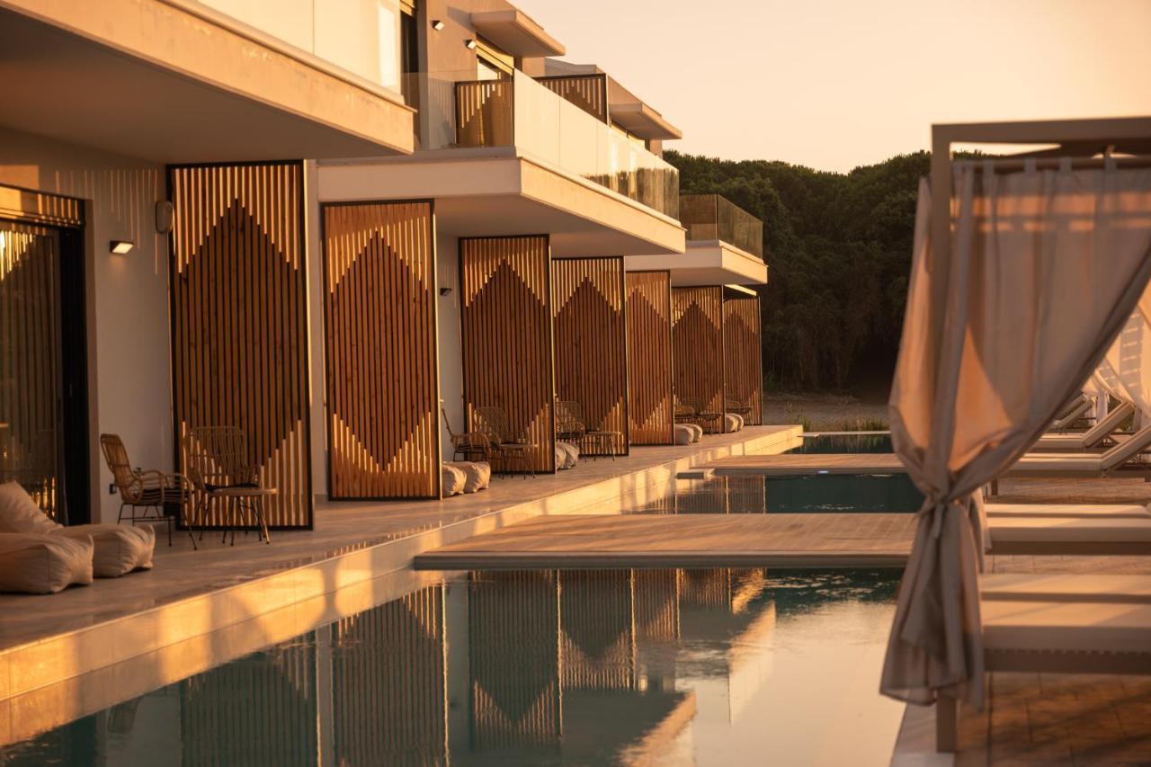 Salt Boutique Hotel Palouki エクステリア 写真
