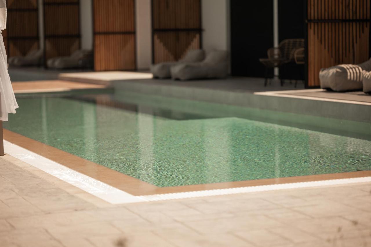 Salt Boutique Hotel Palouki エクステリア 写真