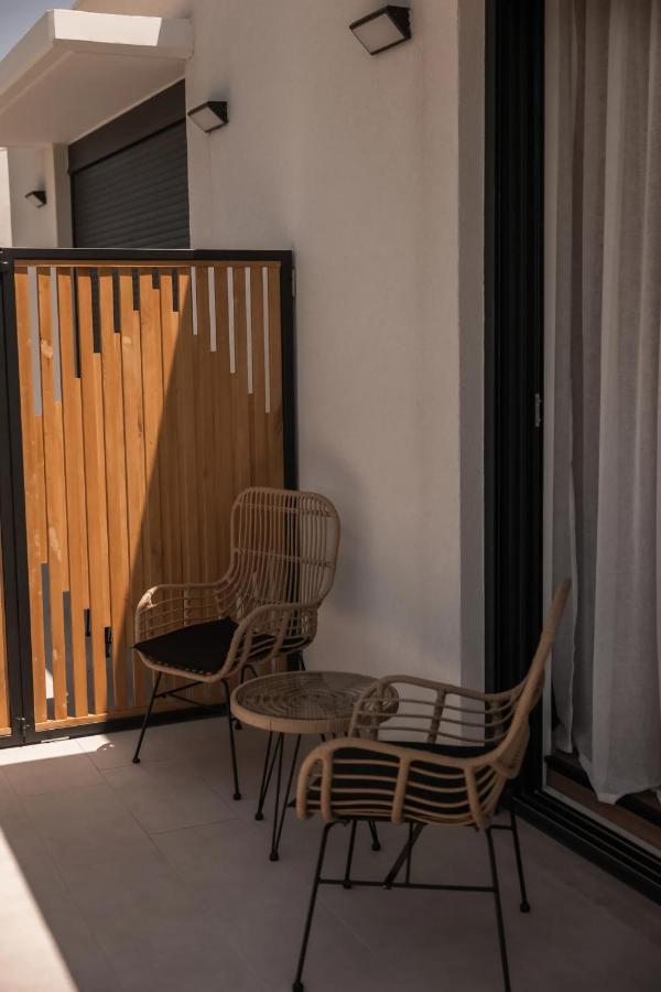 Salt Boutique Hotel Palouki エクステリア 写真