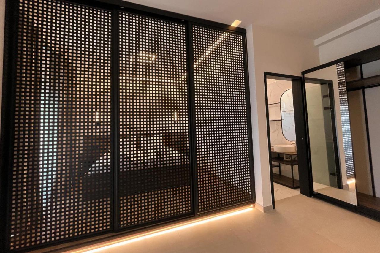 Salt Boutique Hotel Palouki エクステリア 写真
